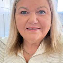 Debra Winecoff Mathews